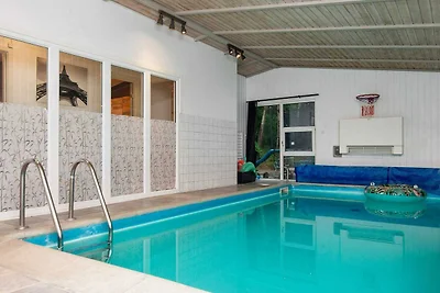 12 Personen Ferienhaus in Glesborg-By Traum