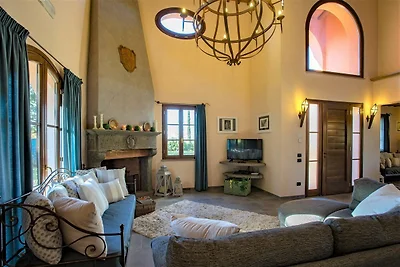 Bella villa a Peccioli con piscina privata
