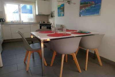 Ferienhaus in Ouddorp mit Schwimmbecken