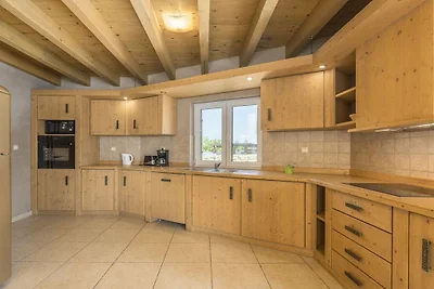 Villa in Premantur met zwembad
