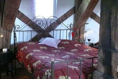 Schöne authentische Mühle nahe am Meer