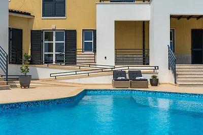 Villa completamente attrezzata a Filipana