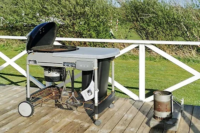 Modern toevluchtsoord aan Knud Strand