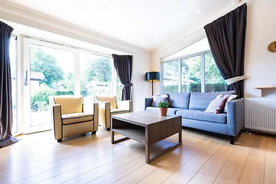 Verzorgd chalet met vaatwasser in Noordwijk