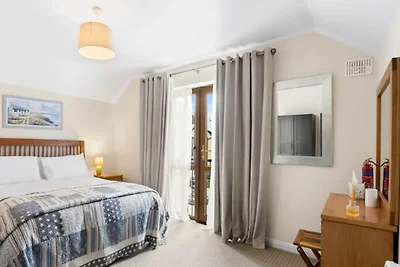 Flucht aus dem Innenhof