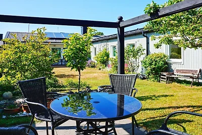 5 persone case ad VISBY-By Traum
