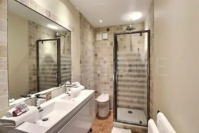 Haus im Luberon mit Pool und Lavendelblick