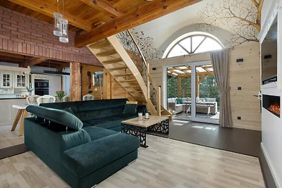 Große, komfortable Ferienvilla mit Garten