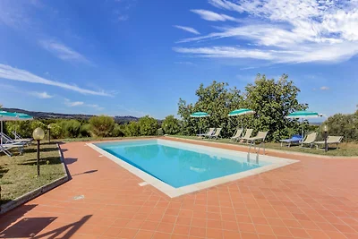 Landferienhaus in Gambassi Terme mit Garten