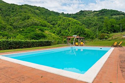 Graziosa casa colonica con piscina