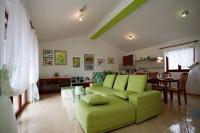 Appartamento di lusso a Šajini, Croazia