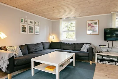 6 Personen Ferienhaus in Væggerløse-By Traum