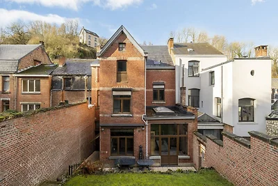 Schönes Ferienhaus in Dinant mit Garten