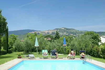 Chalet con piscina a Cortona