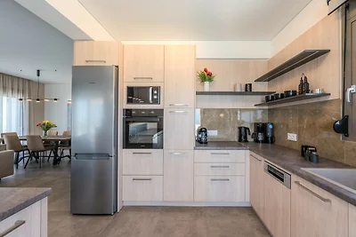 Villa in Viran Episkopi mit Privatpool