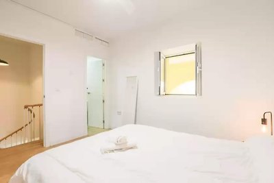 Villa Claudia - Apartment In Sevilla.