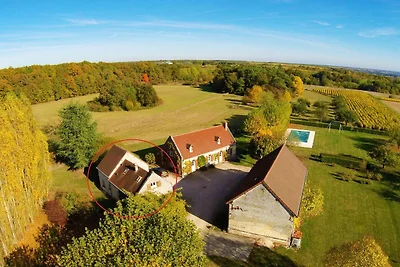 Gemütliches Ferienhaus in der Nähe von Beauva...