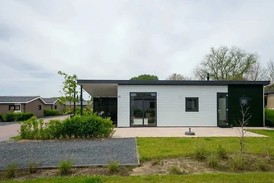Modern chalet met afwasmachine bij het...