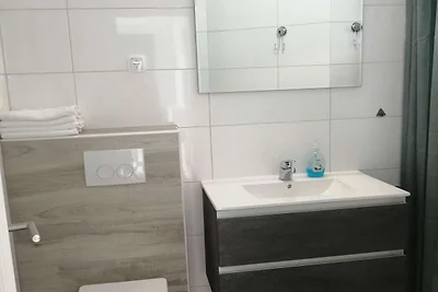 Seaside Apartments Sanda - One Bedroom Apartm...