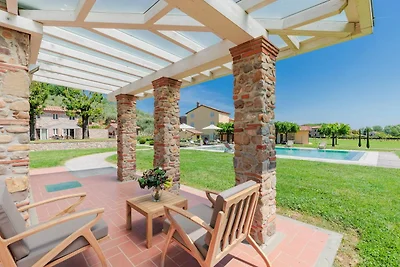 Moderne Toscaanse villa met privézwembad