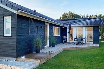 8 person holiday home in Hadsund-By Traum