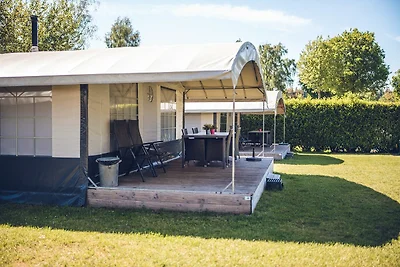 Luxuriöses Glamping in einer Zeltlodge