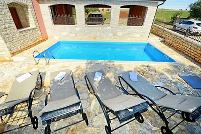 Geweldige villa met balkon