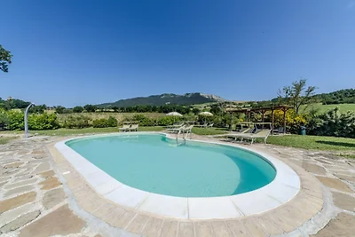 Bauernhaus in Marken mit privatem Pool
