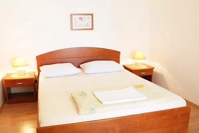 Apartments Antonio - Two Bedroom Apartment wi...