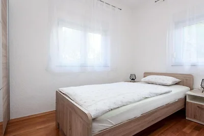 Sweet Apartment Dora- Two Bedroom Apartment w...