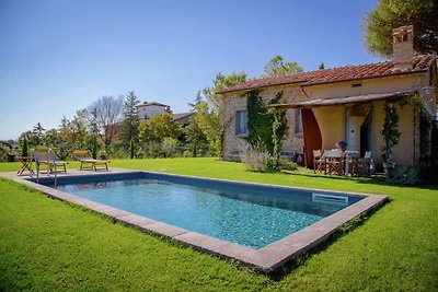 4-person villa with private swimming pool and...