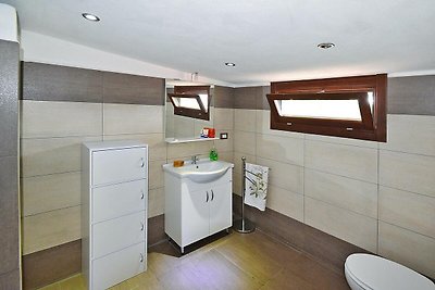 Ferienhaus mit Pool, Solarino