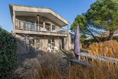 Bungalow nahe Strand und Hafen Kamperland