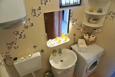 Modern Trogir Apartment with Private Patio, B...