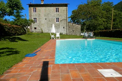 Casa pittoresca con piscina a Trebbio