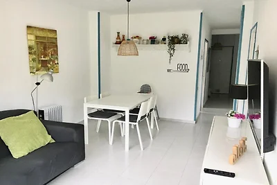 Appartement in Pals vlakbij zandstrand