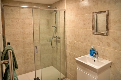 Scheune in Cotswolds mit Whirlpool & Aussicht