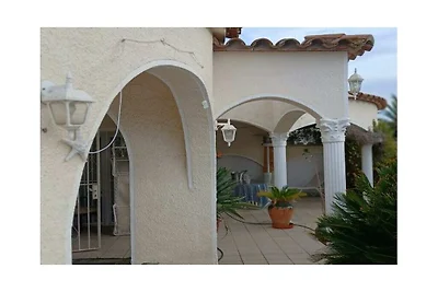 Al Mar (13 m ligplaats voor boten)