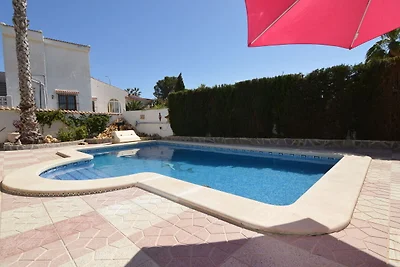 Moderne Villa mit Whirlpool