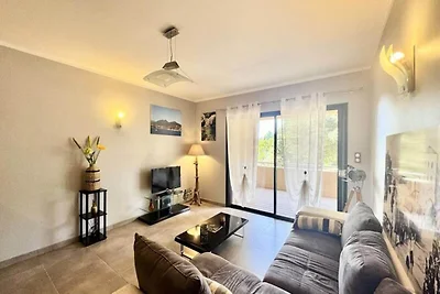 Apartment in Propriano mit Gartenterrasse