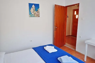 Wohnung in Starigrad Paklenica