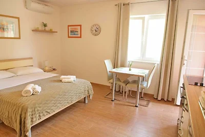 Apartments Villa Rea Orebić - Studio Apartmen...