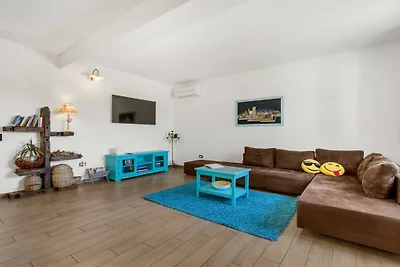 Villa in Tinjan mit Schwimmbecken