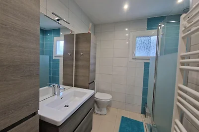 Holiday home with garden in quiet location,...