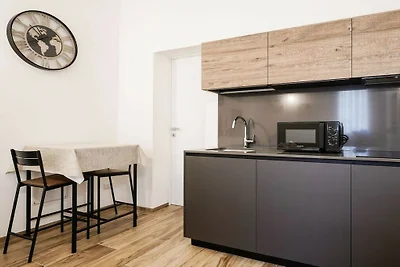 SiAmo Bari - Yellow Studio