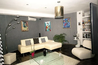 Spaziosa villa con piscina privata
