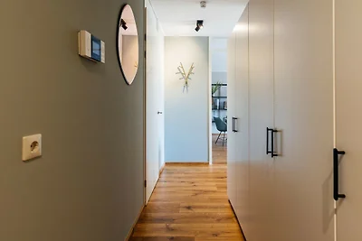 Modernes Apartment in Den Haag mit Balkon