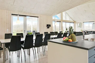 18 Personen Ferienhaus in Hasselberg