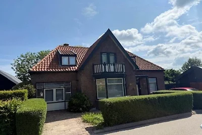Ferienhaus in Andijk mit Schwimmbecken