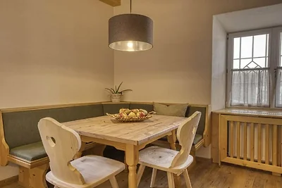 Appartamento per vacanze a Nals con piscina